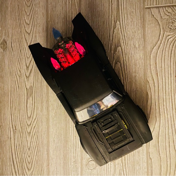 Batmobile No. 67833 Reving Lights and Sounds DC Comics 13" toy car black Batman - Picture 8 of 14